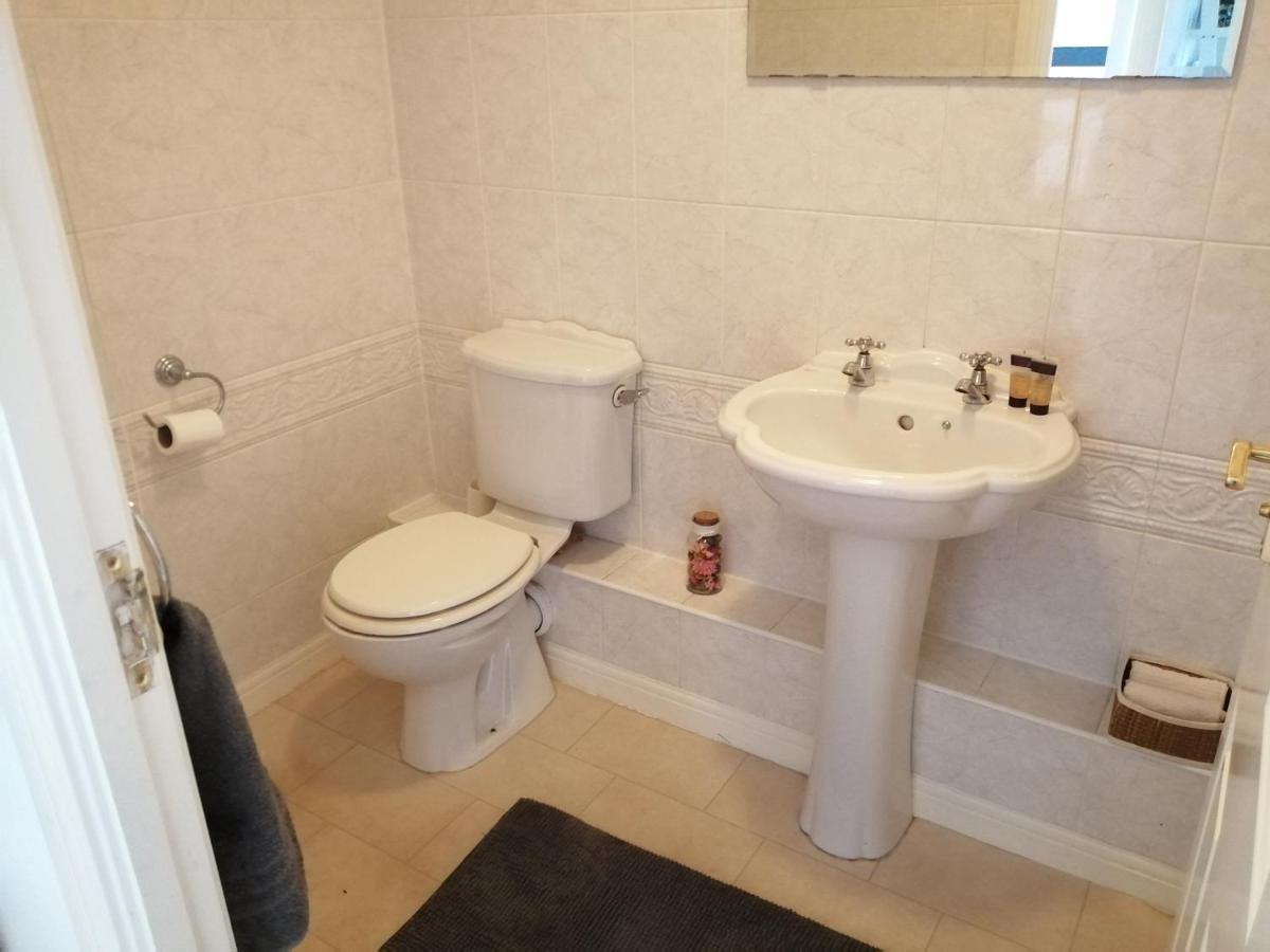Spacious Townhouse With Sea Views Near Cardiff Barry Eksteriør billede